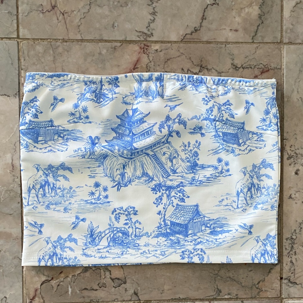 Edikted Blue and White Japanese Print Tube Top Size XS Excellent Condition